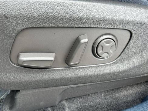 New 2026 Kia Carnival SX FWD image 18
