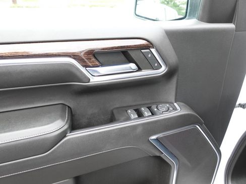 Used 2023 GMC Sierra 1500 Elevation image 16