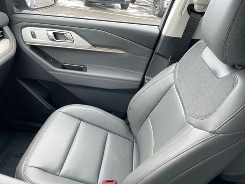 New 2026 Ford Explorer Active w/ Active Comfort Package AWD/4WD image 23