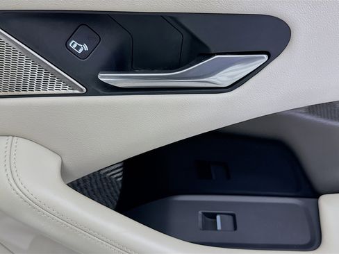 Used 2020 Jaguar I-PACE HSE image 30