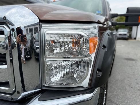 Used 2012 Ford F350 XLT w/ Snow Plow Prep Pkg AWD/4WD image 16