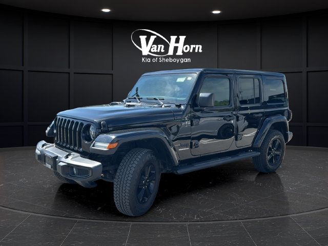 Used 2023 Jeep Wrangler Unlimited Sahara AWD/4WD image 3
