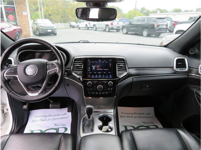 Used 2020 Jeep Grand Cherokee Limited AWD/4WD image 6