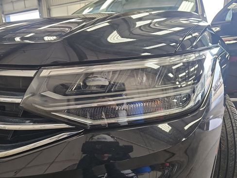 Used 2024 Volkswagen Tiguan Wolfsburg Edition image 32