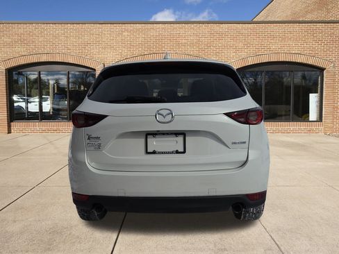 Used 2020 MAZDA CX-5 Touring image 4