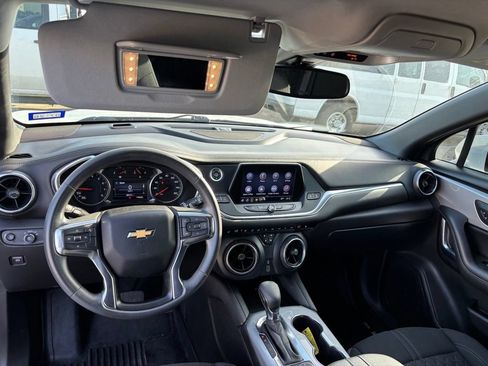 Used 2022 Chevrolet Blazer LT FWD image 11
