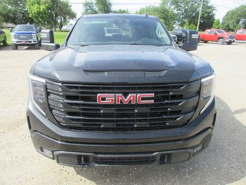 New 2026 GMC Sierra 1500 Elevation w/ Max Trailering Package AWD/4WD image 12