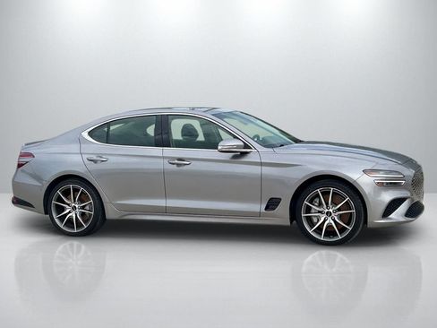 Used 2025 Genesis G70 2.5T RWD image 4