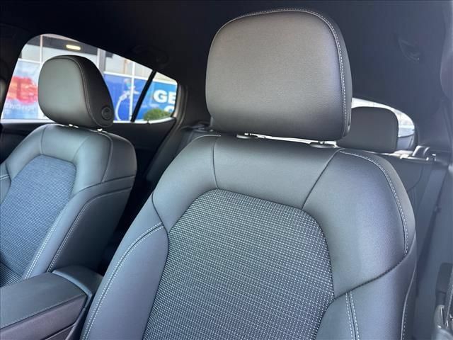 New 2026 Buick Envista Sport Touring w/ Convenience I Package FWD image 26