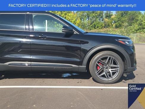 Used 2025 Ford Explorer ST AWD/4WD image 6