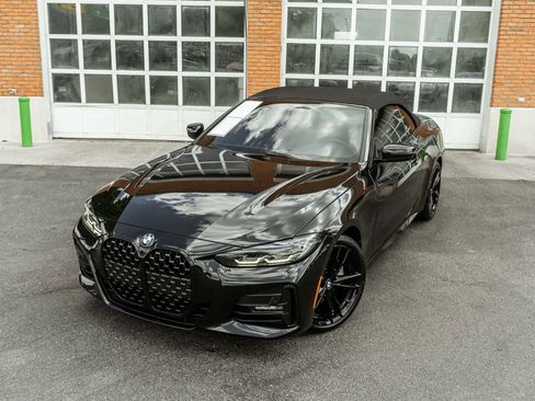 Used 2022 BMW 430i xDrive Convertible w/ M Sport Package AWD/4WD image 2