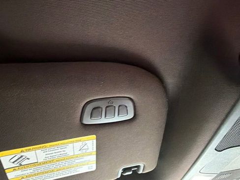 Used 2019 Ford F150 King Ranch w/ Equipment Group 601A Luxury AWD/4WD image 23