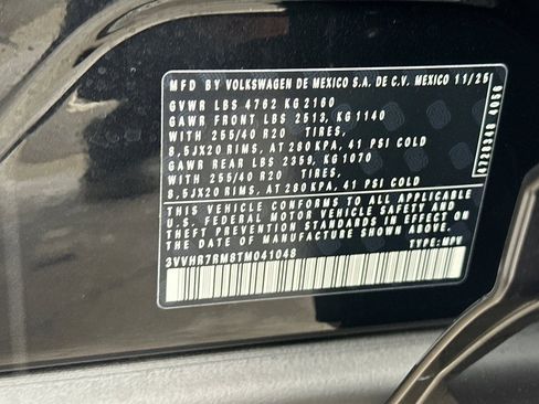 New 2026 Volkswagen Tiguan SE R-Line FWD image 23