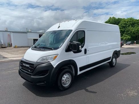 Used 2023 RAM ProMaster 2500 FWD image 7