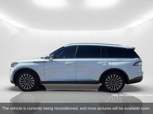 Used 2024 Lincoln Aviator Reserve w/ Equipment Group 201A RWD image 9