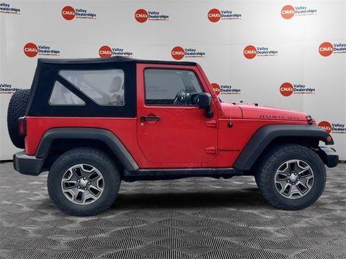 Used 2015 Jeep Wrangler Rubicon w/ Dual Top Group image 7