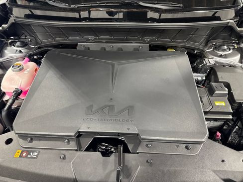 New 2026 Kia Niro Wind w/ Wind Preserve Package FWD image 6