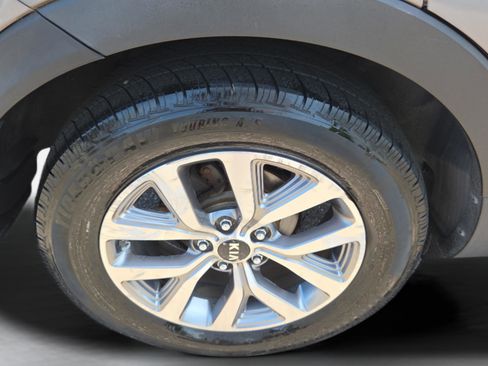Used 2016 Kia Sportage LX FWD image 32