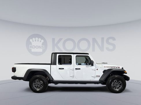 Used 2025 Jeep Gladiator Mojave w/ Safety Group image 8
