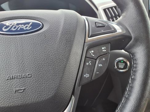 Used 2022 Ford Edge SEL w/ Convenience Package image 19