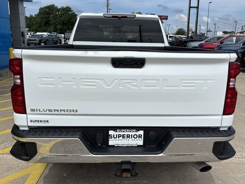 Used 2024 Chevrolet Silverado 3500 W/T w/ WT Convenience Package AWD/4WD image 4