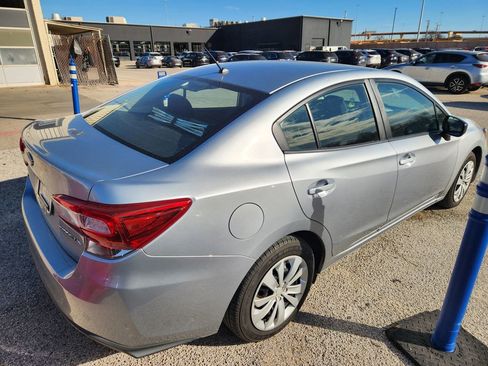 Used 2018 Subaru Impreza 2.0i image 3