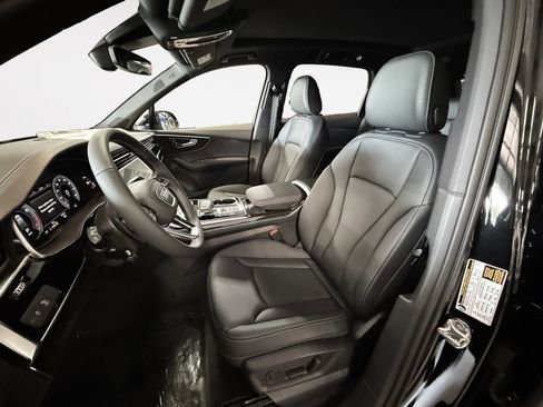 New 2026 Audi Q7 2.0T Premium image 11