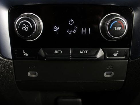 Used 2023 Chevrolet Tahoe High Country w/ LPO, Illumination Package image 22