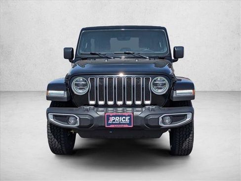 Used 2021 Jeep Wrangler Unlimited Sahara AWD/4WD image 2