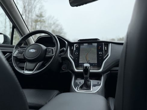 Used 2023 Subaru Legacy Limited image 2