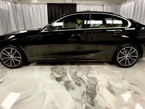 Used 2021 BMW 330i xDrive Sedan w/ Convenience Package image 9