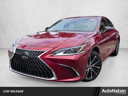 Used 2024 Lexus ES 250 w/ Premium Package