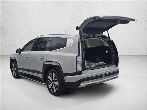 New 2026 Hyundai Ioniq 9 SEL image 3