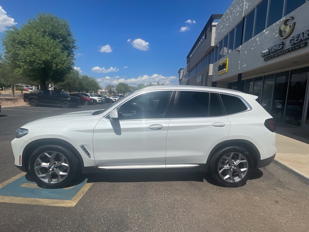Used 2024 BMW X3 sDrive30i RWD image 3