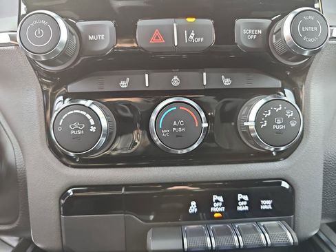 Certified 2025 RAM 1500 Big Horn image 19