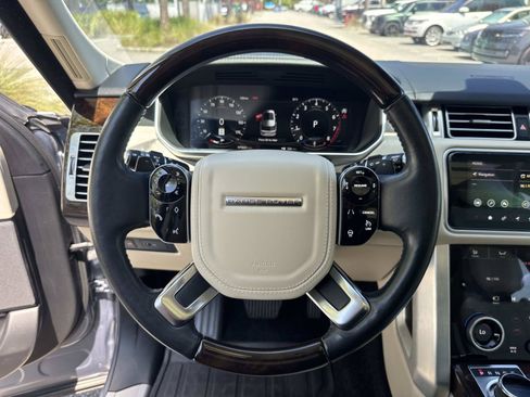 Used 2019 Land Rover Range Rover Supercharged AWD/4WD image 29