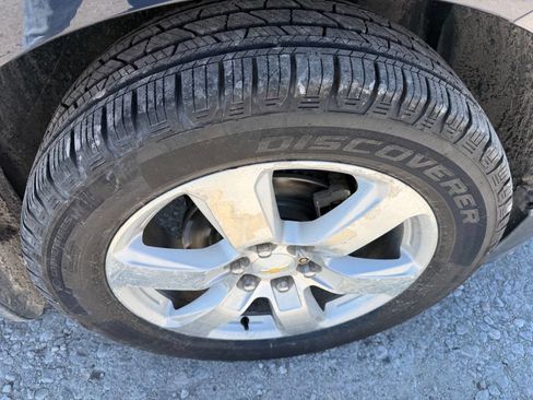 Used 2017 Chevrolet Traverse Premier image 12