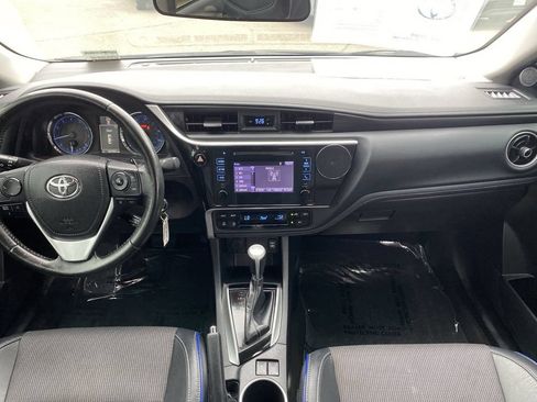 Used 2019 Toyota Corolla SE w/ Carpet Mat Package (TMS) FWD image 28