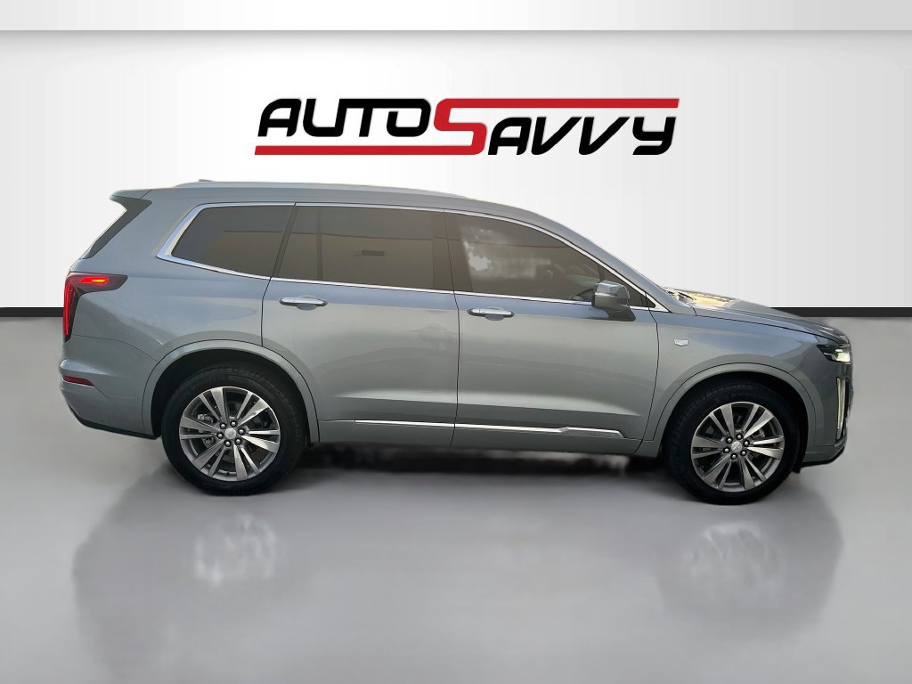 Used 2025 Cadillac XT6 Premium Luxury AWD/4WD image 8