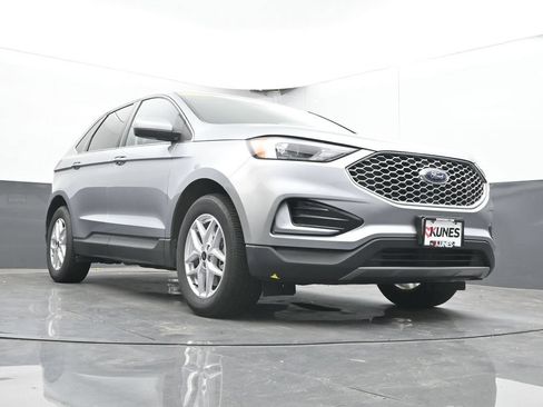Used 2024 Ford Edge SEL AWD/4WD image 47