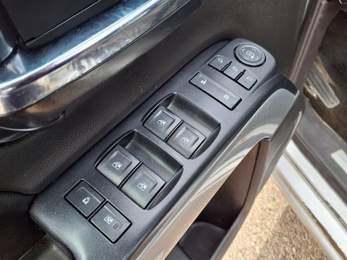 Used 2014 Chevrolet Silverado 1500 LTZ Z71 AWD/4WD image 15