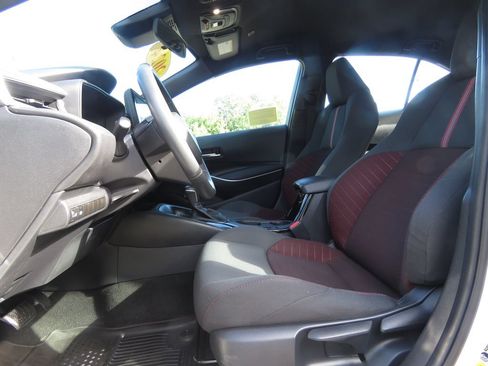 Used 2024 Toyota Corolla SE FWD image 10