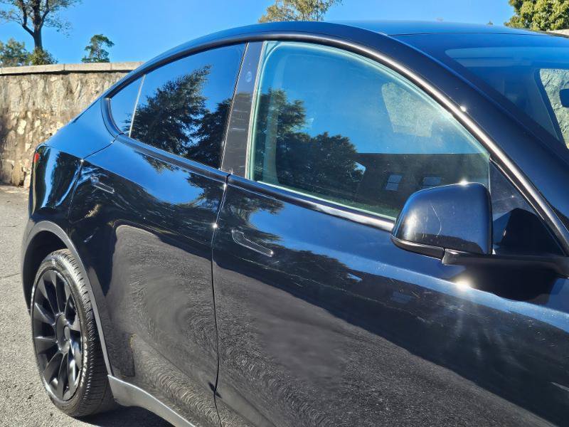 Used 2023 Tesla Model Y Long Range AWD/4WD image 20