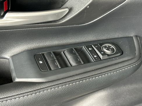 Certified 2024 Toyota Grand Highlander XLE image 14