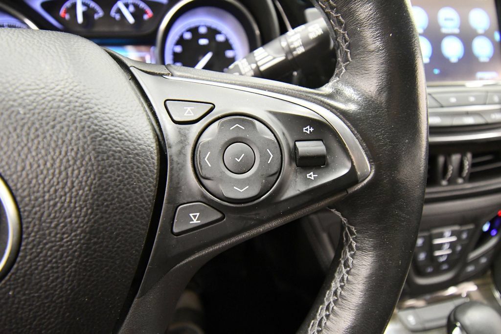 Used 2019 Buick Envision Essence AWD/4WD image 21