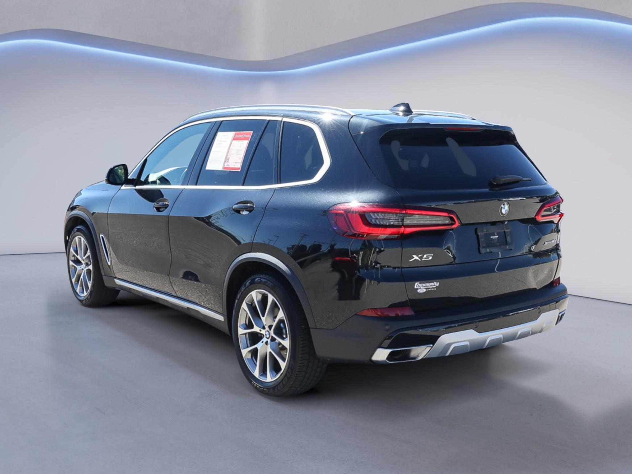 Used 2019 BMW X5 xDrive40i w/ Convenience Package AWD/4WD image 5