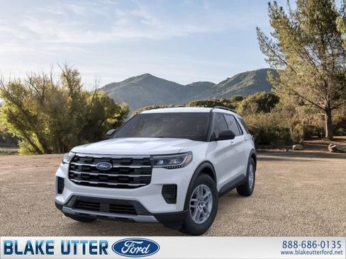 New 2026 Ford Explorer Active AWD/4WD image 2