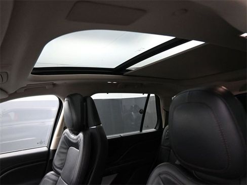 Used 2021 Lincoln Aviator Reserve w/ Equipment Group 202A image 24