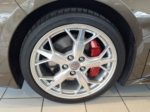 Certified 2021 Chevrolet Corvette Stingray Preferred Conv w/ Z51 Performance Package image 18