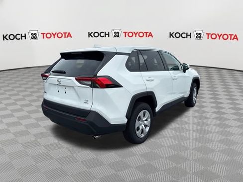 Used 2025 Toyota RAV4 LE AWD/4WD image 7